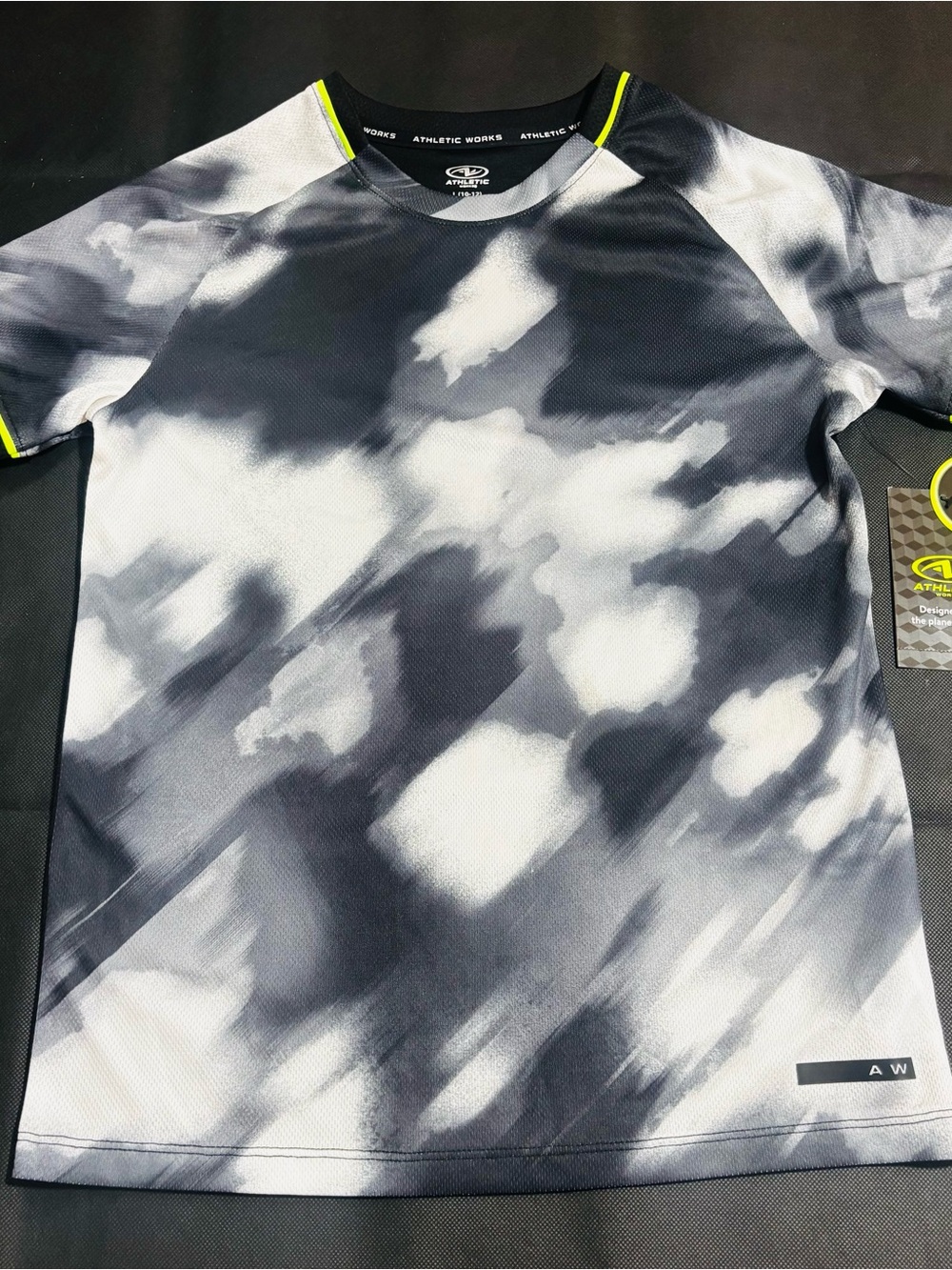 Boys Athletic Short Sleeve Black/White Athletic Works NWT Size Large (10-12)